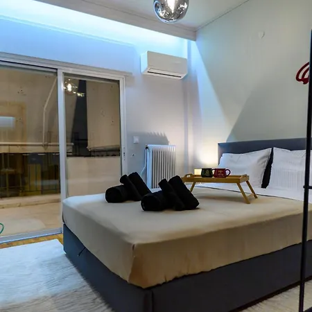 Serenity And 2 Bedroom Luxury In Kalamaria Apartmán *