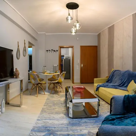 Serenity And 2 Bedroom Luxury In Kalamaria Apartament