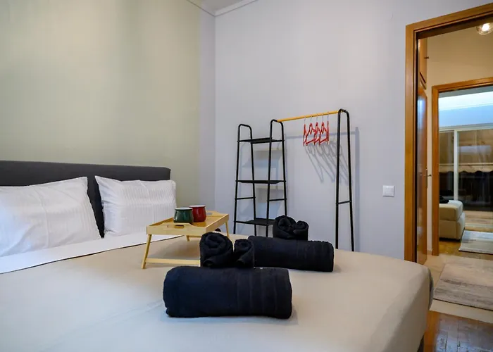 Serenity And 2 Bedroom Luxury In Kalamaria Soluň