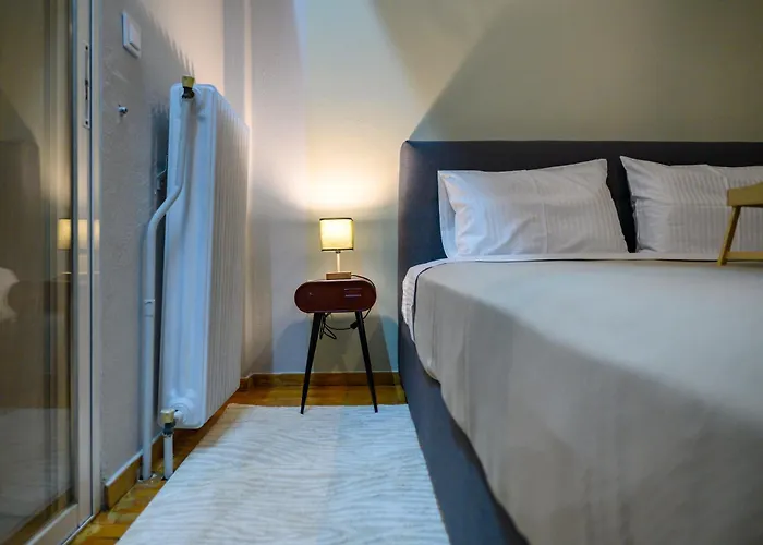 Apartmán Serenity And 2 Bedroom Luxury In Kalamaria Soluň