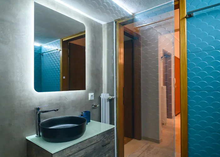 Serenity And 2 Bedroom Luxury In Kalamaria