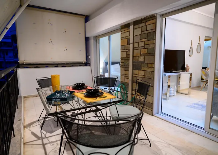 Serenity And 2 Bedroom Luxury In Kalamaria Soluň