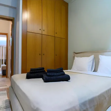 Lägenhet Serenity And 2 Bedroom Luxury In Kalamaria *